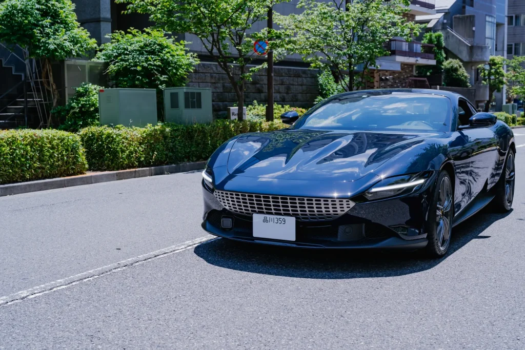 黒い車